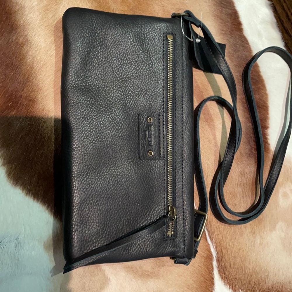 Eileen Crossbody